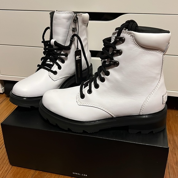 Sorel NEW in box Lennox Lace STKD WP boots Women’s Size 6.5 - Picture 3 of 11
